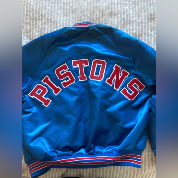 Vintage Detroit Pistons Jacket - Picture 4 of 8